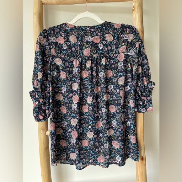 LOFT Sweet Navy Pink Floral Smocked Top Short Sleeve Feminine Fall Blouse XS - Picture 6 of 6
